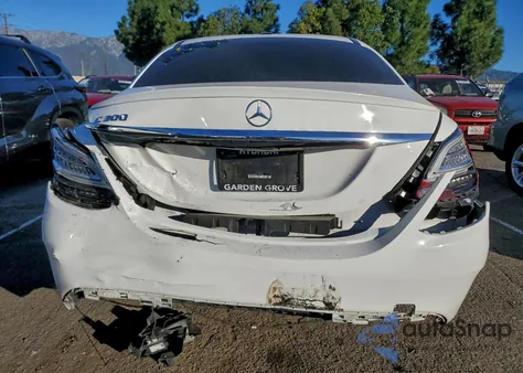 2019 Mercedes-Benz C 300 from USA, damaged, VIN 55SWF8DBXKU304703